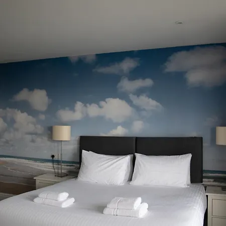 Oceanside Lifestyle Hotel Newquay  Room photo