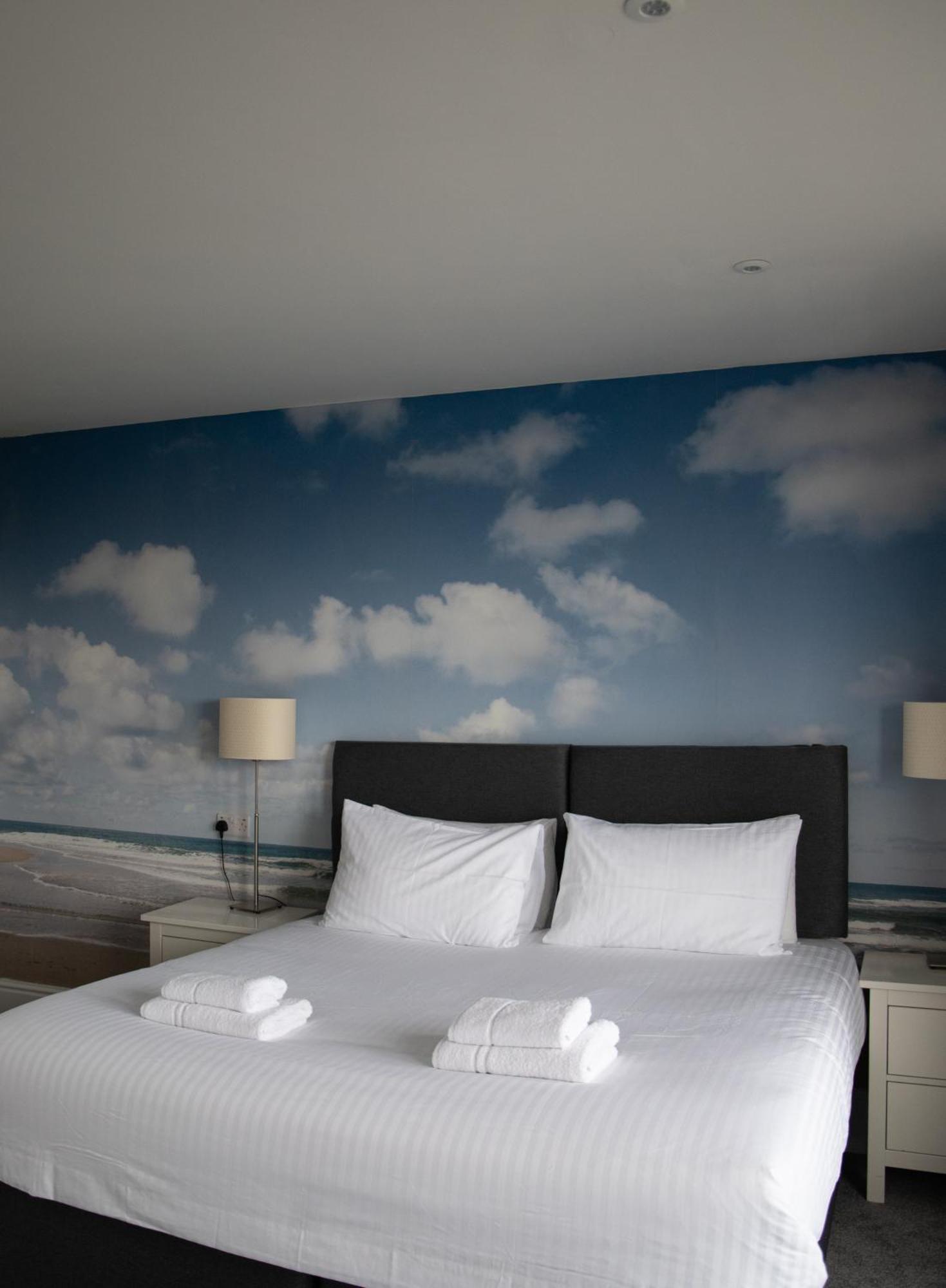Oceanside Lifestyle 2*